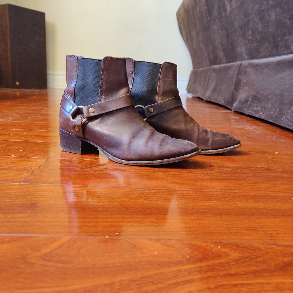 Frye Dana Harness Chelsea Boot